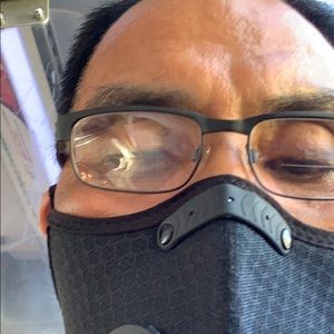 Meet your Posher, Adolfo